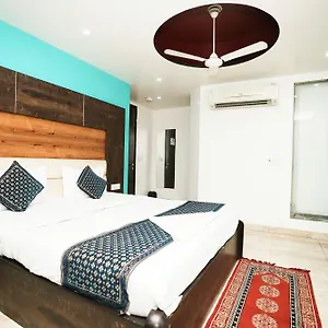 https://hotel-amour.hotelsdelhi.org